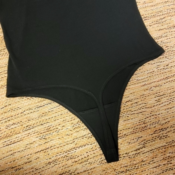 SIMON'S Icōne Thong Bodysuit - Picture 5 of 8